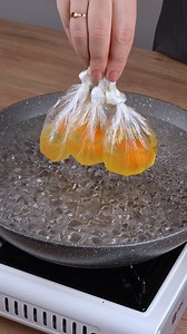 Everyone is cooking eggs like this, after seeing this genius idea | Recipepad