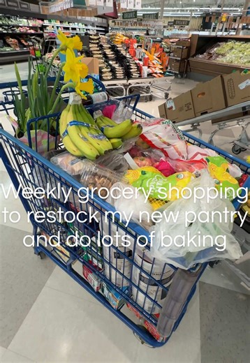 I head to the store at 6 o'clock in the morning because I had a busy day had to eat and so I needed to get things to restock my new pantry and for my weekly meals. My kids have been asking me to do a lot of baking so I've been making sweet bread and lots of cookies so I need to stock up on chips I gotta tell you since I'm not cooking for a lot of people anymore. Grocery shopping and cooking has been less stressful for me. I'm actually enjoying it #justthebells10 #groceryshopping #groceryhaul #re