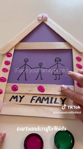 Here's a fun craft idea for Family Day! 🏡 ✨ Create a house-shaped family day frame with just a few simple materials: Materials Needed: * Popsicle sticks * Hot glue gun and glue sticks * Sturdy construction paper * Paint or markers * Family photo Steps: * \t\tArrange the popsicle sticks into a house shape on the construction paper using the hot glue gun. * \t\tOnce the glue has dried, let the kids unleash their creativity by decorating the frame with paint, markers, stickers, or any other craft 