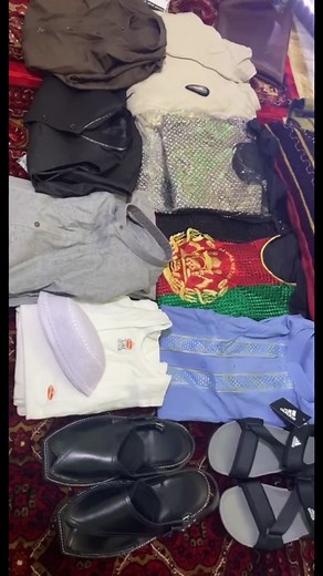 Heartwarming Parcel Song Dedicated to Moms