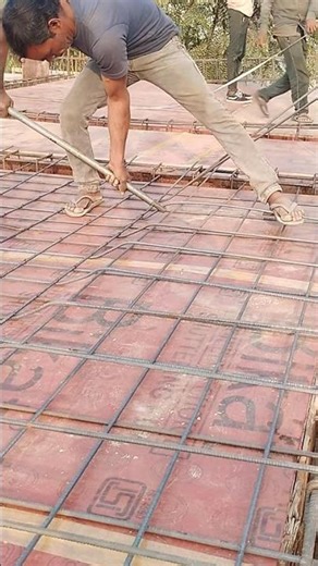 Crank bar bending of slab #civilknowledgeworld #construction #youtubeshorts #trending #steel #yt