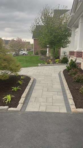 Techo Bloc Blu 60 Shake Gray smooth walkway. #walkway #techoblo #hardscape #hardscapebrotherhood #meanixlandscapinginc #onlyinmycalvins #pavers #garden #spring