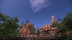 103K views · 2.7K reactions | Et vous, c'était comment votre première aventure à Big Thunder Mountain ? 鸞✨ | Disneyland Paris | Facebook