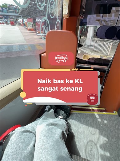 Sampai di terminal, scan je tiket di boarding gate dan terus naik bas! Senangkan? 🚌: Warisan Express @warisanexpressofficial 🚌 Laluan Bas: KL 🔁 Johor 👉 Gunakan kod REDBUSJOY untuk diskaun 30% dan 30% pulangan tunai untuk tiket bas anda! 👉 CHUP tiket bas sekarang di redBus app atau layari https://www.redbus.my/bus #redBusMY #tiketbas #onlineticketset #visitjohor2026 #raya2026🌙