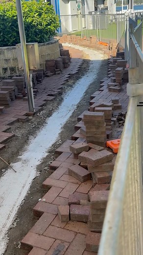 Cyclone proof pool fencing #bricklaying #tradie #paving #goldcoast #cyclone #construction | Brickline Pros