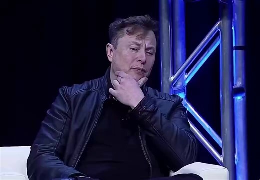 | Elon Musk dice «creo que las universidades son básicamente para divertirse y demostrar…