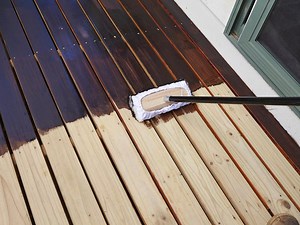 How To Stain A Deck  - Bunnings New Zealand
