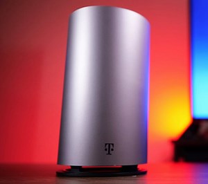 11K views · 64 reactions | T-Mobile's long-awaited home internet service is here. The $60-a-month service has no data caps and offers speeds from 25Mbps to 100Mbps. But what's it like using it in the real world? | CNET | Facebook