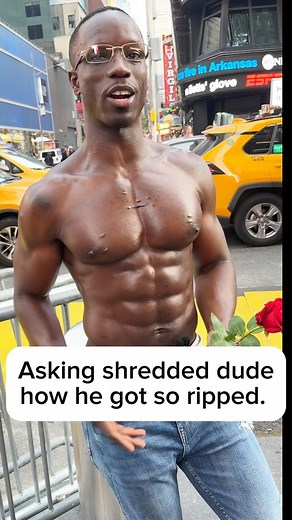ʙᴏᴅʏ ʙʏ ᴍᴀʀᴋ™ | Asking shredded dude how he got so ripped. #nyc #pullups #workout | Instagram