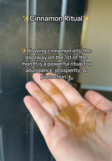 Starting the month with intention helps invite in good energy, and blessings all month long. ✨ #creatorsearchinsights #abundance #firstofthemonth #protection #manifesting