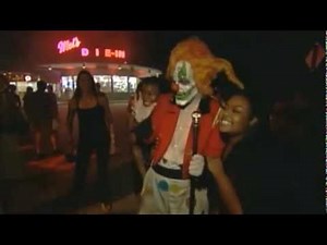 Full hour inside Halloween Horror Nights 2010: 20 Years of Fear scare zone