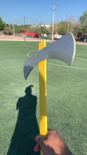 I have bad throws too 🙈 #boomerang