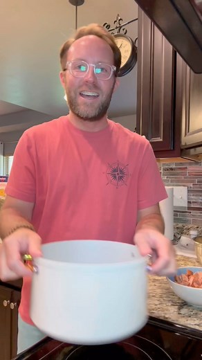 Matthew Bounds on Instagram: "I’m using up some stuff going out of date in a #onepotmeal tonight #onedishdinner #onepotpasta #easyrecipes #cajunchicken"