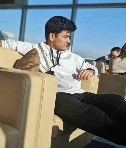 Abhyudaya Mohan Age, Girlfriend, Net Worth, Family, Biography and More