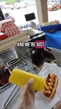 Daily Hot Dog Cart #foodiechronicles #hotdog #foodtruck #hotdogcarts