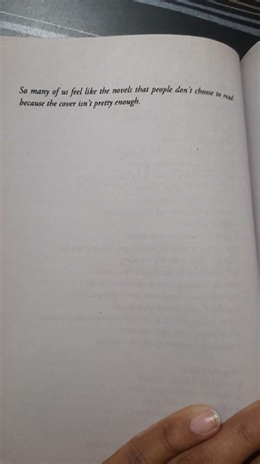 Don't judge a book by its cover #books#booktube#readingcommunity#bookreader#readers #read #bookworld