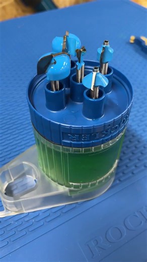 The Rockler Router Bit Cleaning and Maintenance Kit keeps your bits cutting clean and like new!