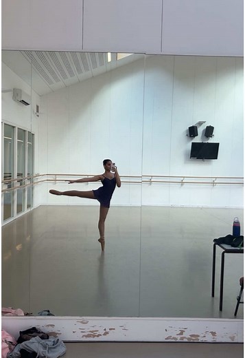 Midnight Ballet: Fouettés and Fun