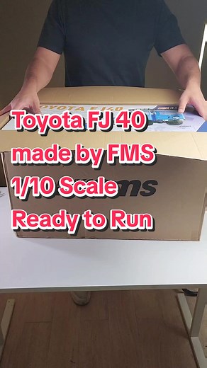 Toyota FJ40 by FMS 1/10 Scale Crawler #toyota #ford #pickup #jeep #oldschool #yellowcar #rc #traxxas #losi #axial #trx4 #elementrc #offroad #4x4