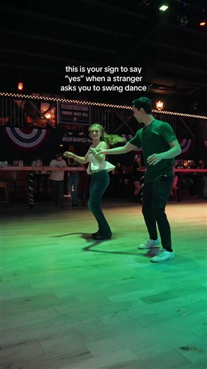 Learn Exciting Swing Dance Moves