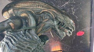 ¡Mucho cuidado! Alien gigante recorre la CDMX y así puedes encontrarlo