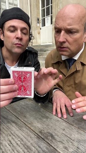 Explain this trick? #hansonchien #julienmagic #holywood