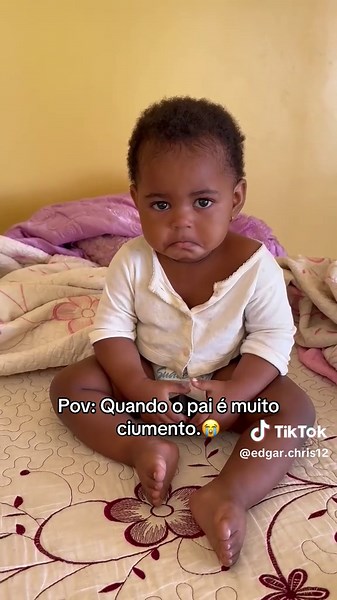 Quando o Pai é Muito Ciumento: Um Meme Imperdível