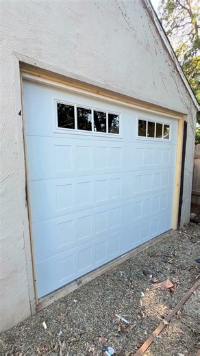Storage Garage Makeover Into a Beautiful Home Classroom! 📚✨ #garagedoor #construction