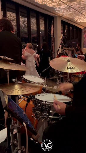 Vlade Guigni on Instagram: "Shake It Off (Chops Edition) V2.0 ! Proof that the crowd dances to my chops 😎. Btw my wife on Vocals y’all 😏😍 Cc: @ildrysdmusic @bblanchardkeys @ellaboissonneault @sebamolnarmusic @_eliblock_ @sen.yoshimura1 @sophia.griswold @danliparini @danielyjk @isaac.singer @henrygodfreymusic . . . . . SETUP: Cymbals All MEINL. 15” Pure Alloy Extra Hammered Hats 6” Byzance Traditional Splash 19” Byzance Foundry Reserve Crash 22” Byzance Traditional Extra Hammered Ride 12” Clas