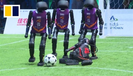 China’s first 3-on-3 autonomous AI robot football match kicks off
