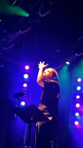 2.9K views · 14 reactions | Wolf Trap offers American Sign Language interpretation for every performance! Contact Patron Services at least two weeks in advance of your show for more information. → https://www.wolftrap.org/about/ticket-information/box-office.aspx | Wolf Trap | Facebook