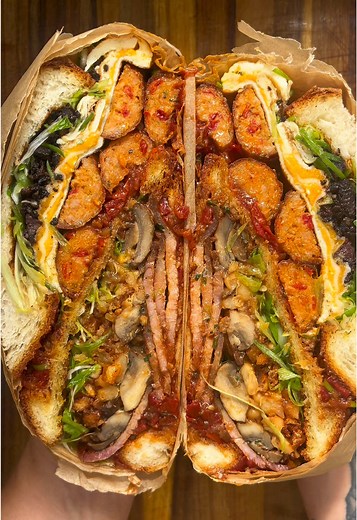 Ultimate Breakfast Sandwich Recipe with Sausages