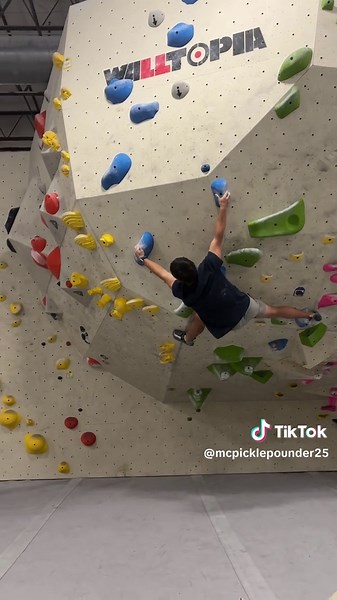 Bouldering Techniques for Successful Rock Climbing