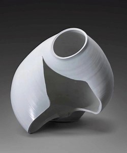 Takahiro Kondo-Japan- Ceramic Born into a family famous for its traditional sometsuke (cobalt blue and white porcelain), Takahiro KONDO has a deep knowledge of Japanese ceramics of the 20th and 21st centuries. He strove to determine his own artistic identity through extensive experimentation. He quickly developed his own style by incorporating other materials such as metal and cast glass into his work. His experimentation resulted in his unique "silver mist" glaze created from silver, gold and p