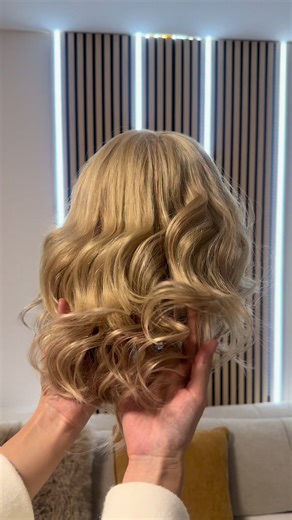 Ein Beispiel für eine natürliche Vedichtung . Extensions einsetzten dha on Tape oder bonding ab 110€. Deine Haare bringst du mit 🫶🏼😍 📍Ludwigshafen #extensions #bonding #fy #hair #tape