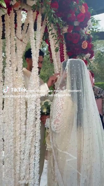 Officially official 💍 DM or 💌arxluxurycontent@gmail.com for YOUR next event or wedding! #nikkah #wedding #bride #groom #pakistani