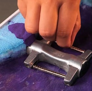 Magnetic bicycle pedal created with individual insoles! | 5-Minute Crafts