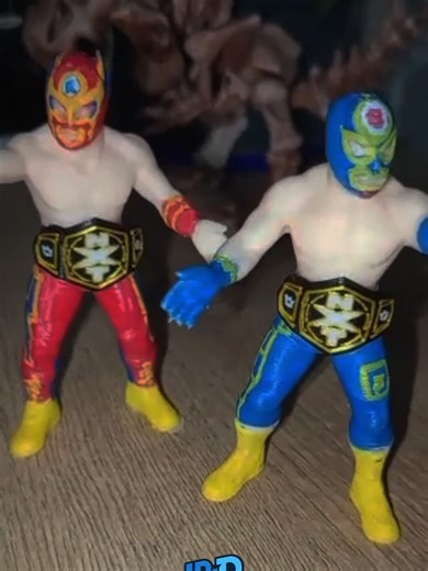 ¡El Grande Americanoooo! 🇺🇲🇲🇽 En JP-3D STUDIO somos fans de los luchadores y tenemos a nuestros favoritos 👌🏻😌 Hoy damos una vuelta a la niñez y a la nostalgia con estás poses de Bravo y Rayo 🥹 ¿Qué luchador te gustaría ver? Cuéntanos en los comentarios 😃 #losamericanos #nxt #wwe #aaa #impresion3d