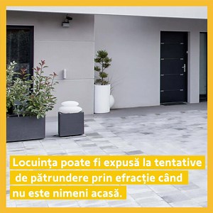 Camera de supraveghere video de interior - Somfy Protect, are obturator motorizat pentru protejarea vieții private, detector de mișcare pentru securitate atunci când nu sunteți acasă, instalare și control foarte facile. Cu aplicația dedicată de mobil ești la un click distanță pentru simplificarea stilului de viață. | Somfy | Facebook