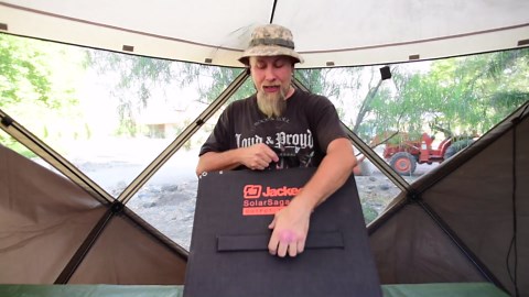 SolarSaga 100 review! Jackery's new lightweight ultra portable 100 watt solar panel