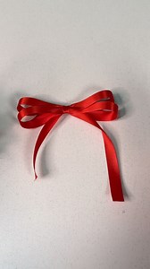 Create a bow using two pencils | Genius Club