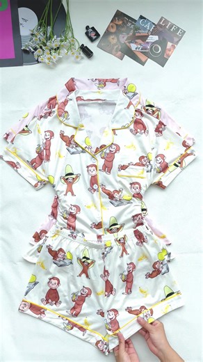 This monkey banana pajama set is so soft and cute 🍌🐒 #pajamas #twopieceset #monkeypajamas #monkey #tiktokshopholidayhaul