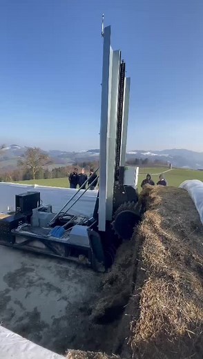 Neue Technik #lfsvb #fy #landwirtschaft #silo #fahrsilo #agrar #landwirtschaft #dorfkind #technik #farming