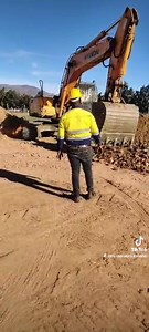 EXCAVATOR TRAINING We offer a 1-2 week course to become an excavator...