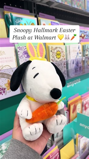 lil snoop 🐇💛 #snoopy #snoopyfinds #peanuts #snoopyplush #walmart #fyp #snoopyplushie #snoopylove #hallmark #happyeaster