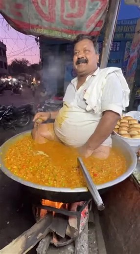 Cheeky Chatter (@cheekychatter01)’s videos with original sound - Cheeky Chatter