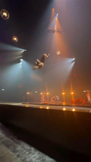 BOOM 💥 #Alegria | Cirque du Soleil