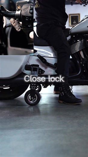 Retractable Landing Gear Smart Assist Wheels FitHonda Gold Wing GL1800 Goldwing GL1500 Heavy-duty Motorcycle Training Wheels