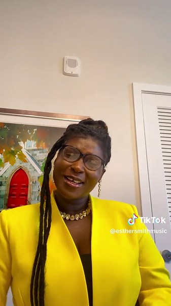 The Lamb of God…You deserve all the praise! 🙌🏽 We give thanks to Jesus, who came, died, and rose again to give us life. Forever grateful for the sacrifice of the Lamb 🙏 Stream Esther Smith Music on YouTube & all the streaming platforms. #EstherSmith #EstherSmithMusic #NyameAguanmaa #EstherSmithLive