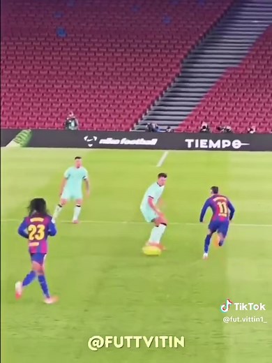 Top Skills of Lamine Yamal: The Best Dribbler Right Now